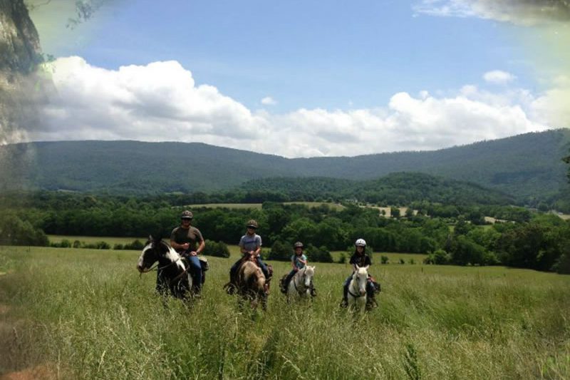 A Tennessee Guest Ranch - Horseback Riding